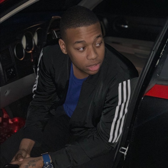 Meet your Posher, Jayson - Picture 1 of 1